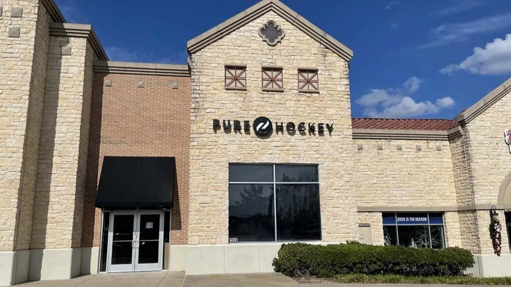 Fachada de Pure Hockey Southlake