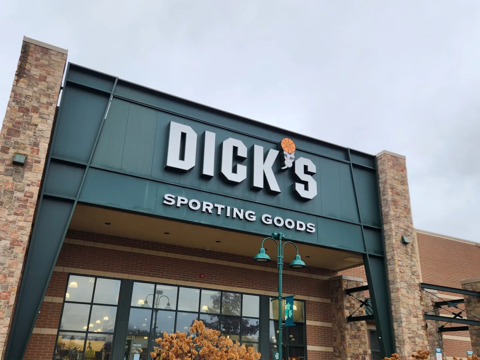 DICK'S Sporting Goods Brighton storefront