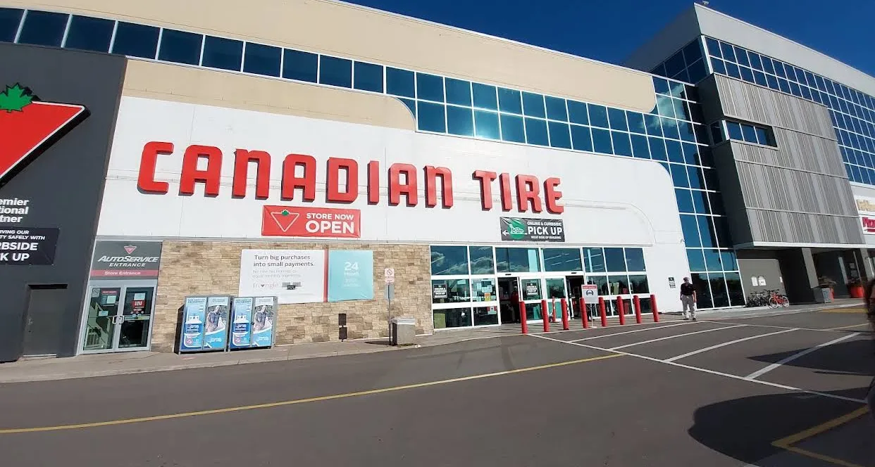 Canadian Tire Lawrence & Allen Expressway storefront