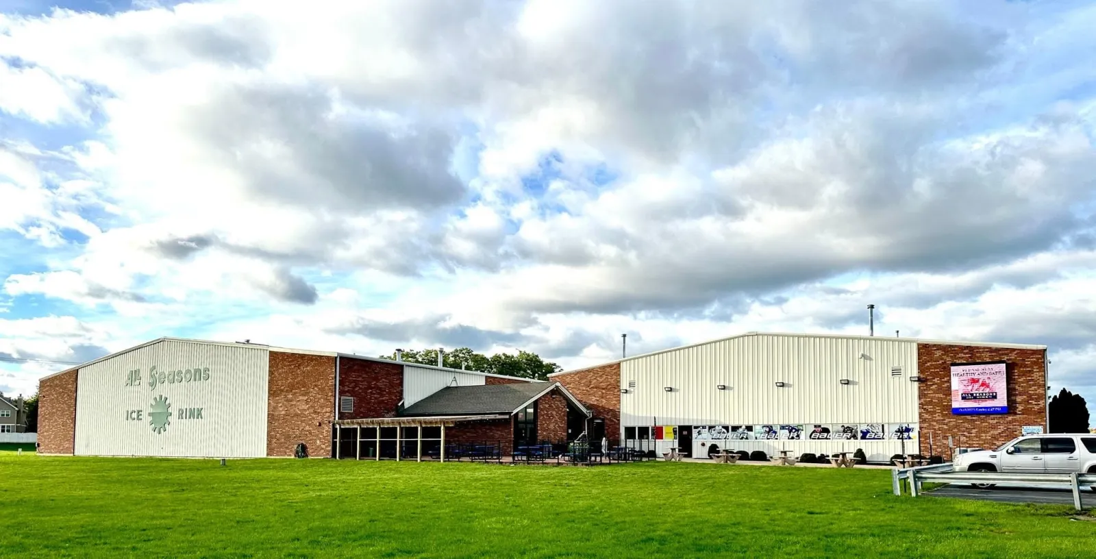 All Seasons Ice Rinks, where B&R Sports at All Seasons Ice Rinks is